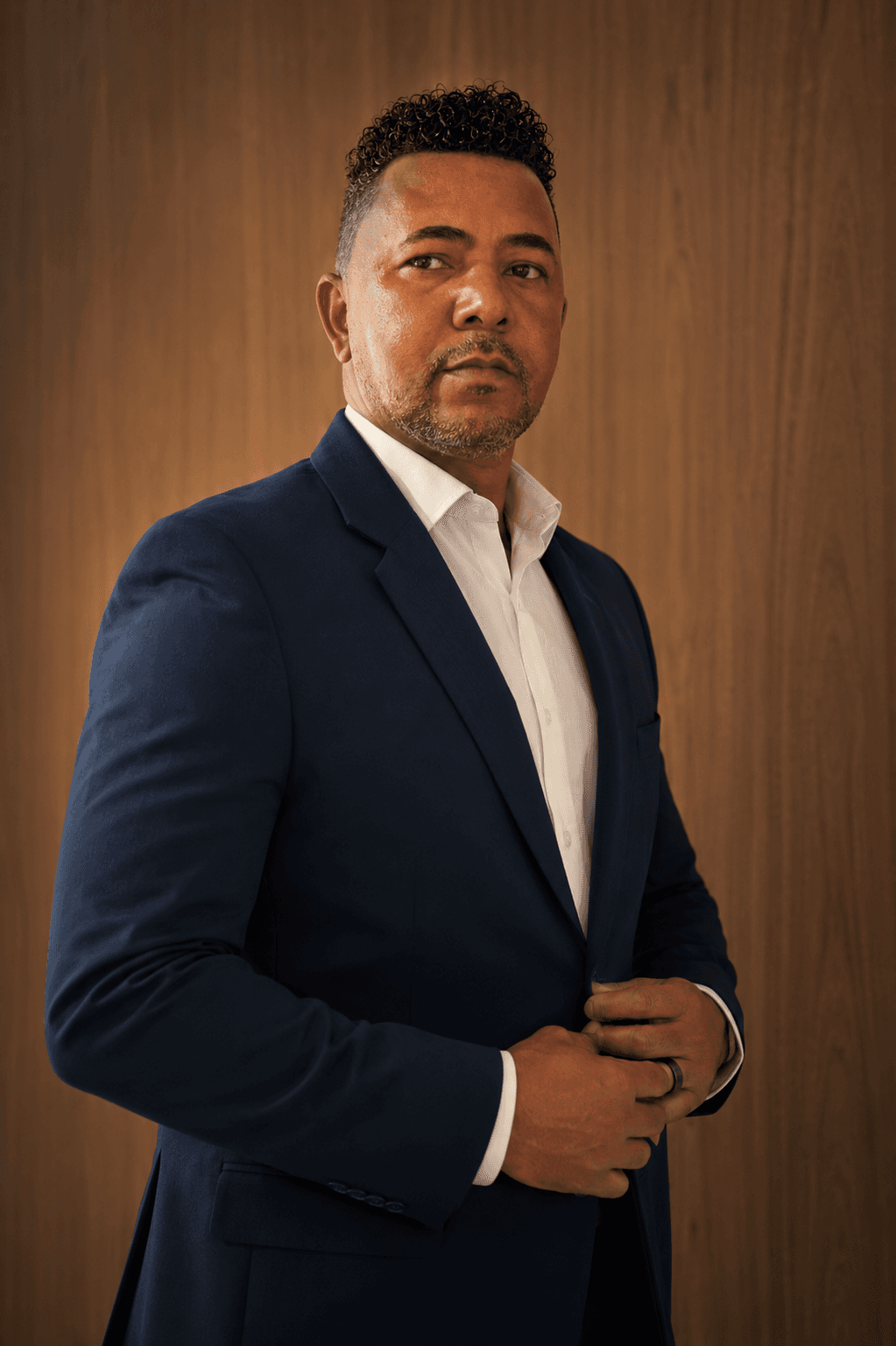 Edson Leandro — Terapeuta TRG